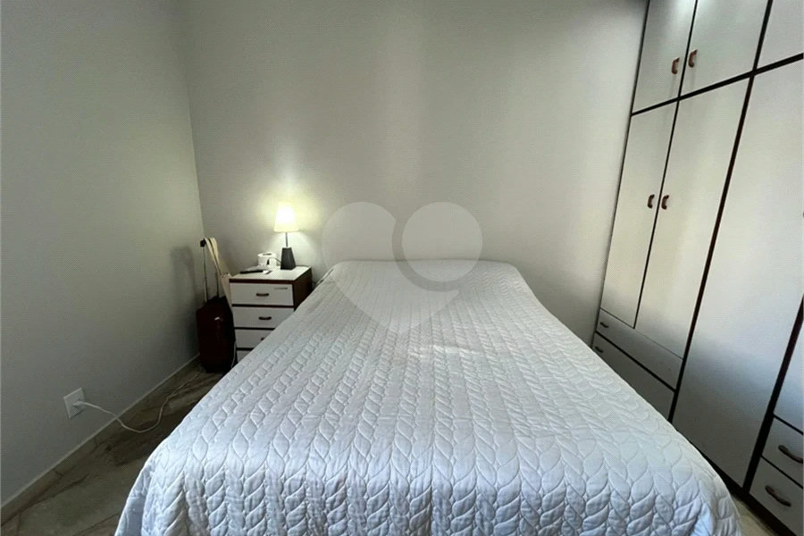 Apartamento Garden com 195 m² de Área Útil, 3 Dormitórios e 2 Vagas