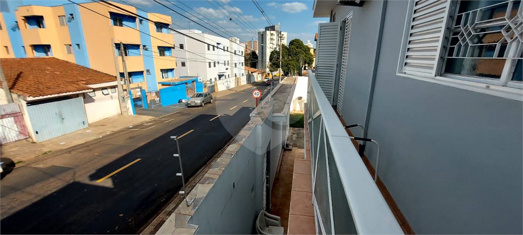 Casa à venda com 5 quartos, sendo 1 suíte, em Jardim Santa Paula, São Carlos, SP