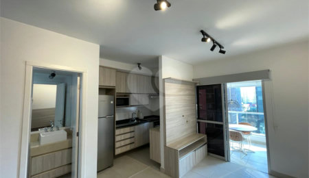 Apartamento à venda ou para alugar com 1 quarto em Indianópolis, São Paulo, SP