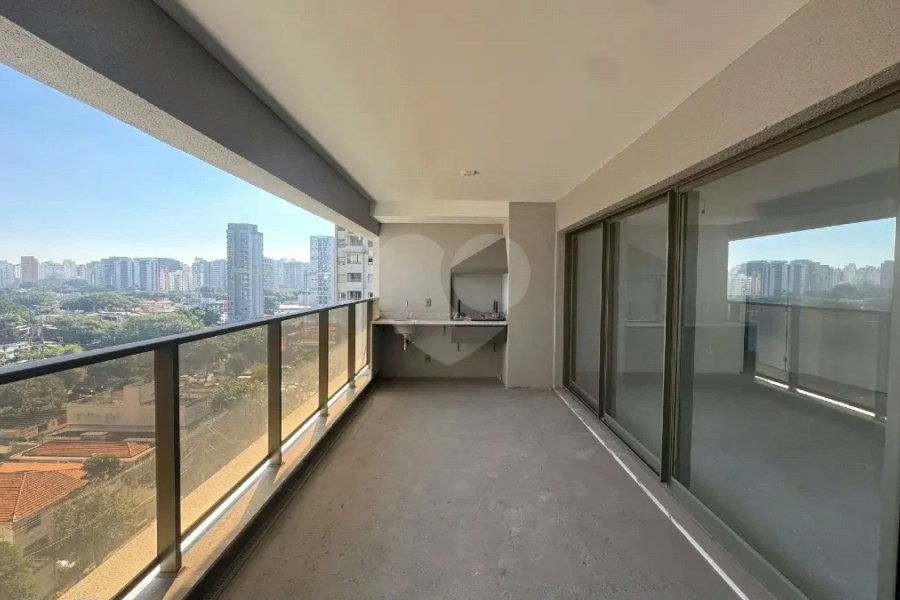Apartamento para venda em Campo Belo com 3 quartos, sendo 3 suítes, 136m²