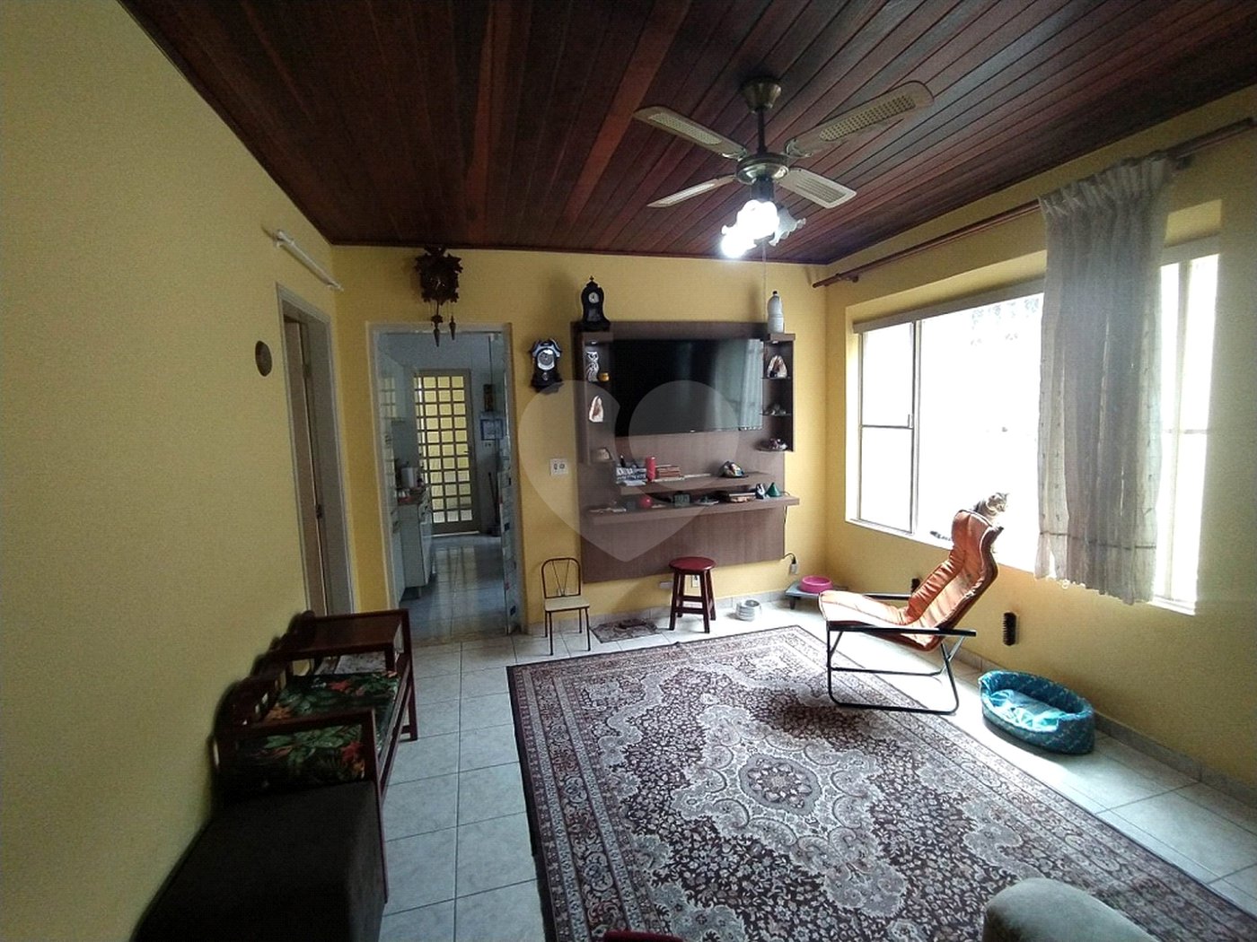 Casa à venda com 6 quartos, sendo 2 suítes, em Chora Menino, São Paulo, SP