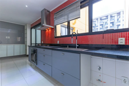 Apartamento à venda com 4 quartos, sendo 3 suítes, em Vila Suzana, São Paulo, SP