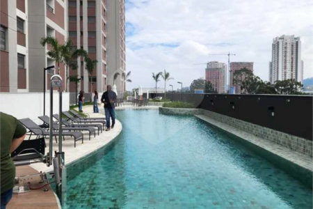 Apartamento à venda com 3 quartos, sendo 1 suíte,  em Vila Suissa, Mogi das Cruzes, SP