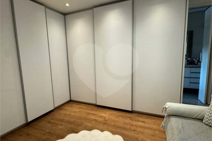 Sobrado à venda com 3 quartos, sendo 2 suítes, em Tremembé, São Paulo, SP