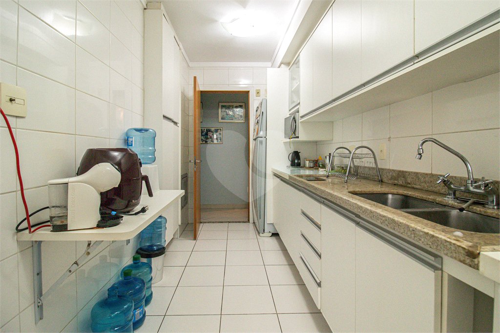 Apartamento à venda com 4 quartos, sendo 2 suítes, em Jardim Prudência, São Paulo, SP