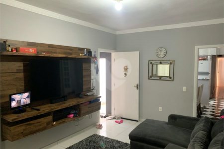 Casa à venda com 2 quartos em Vila Lavínia, Mogi das Cruzes, SP