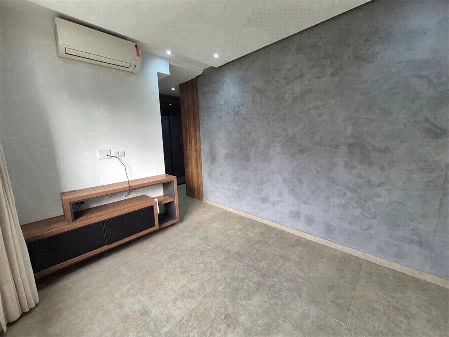 Apartamento à venda com 4 quartos, sendo 2 suítes,  em Jardim Vazani, São Paulo, SP