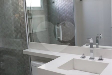 Apartamento à venda com 4 quartos, sendo 3 suítes,  em Parque Reboucas, São Paulo, SP