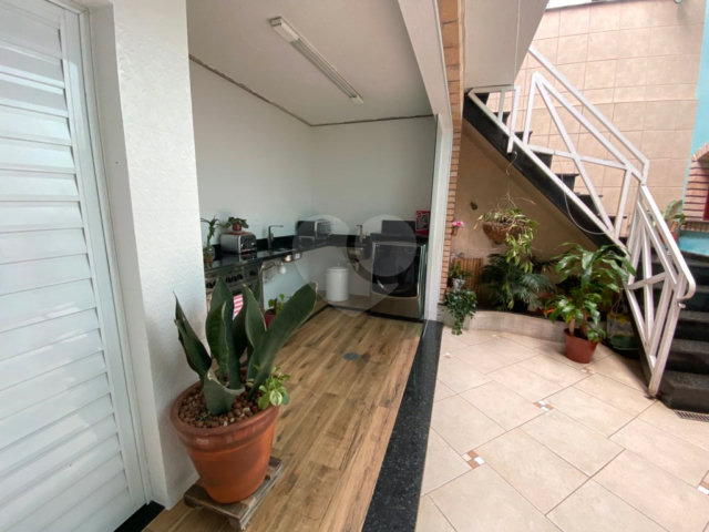 Sobrado à venda com 4 quartos, sendo 1 suíte,  em Tremembé, São Paulo, SP