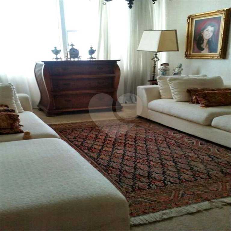 Apartamento à venda com 4 quartos, sendo 3 suítes, em Jardim Paulista, São Paulo, SP