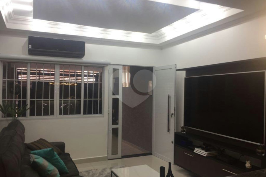 Sobrado à venda com 2 quartos em Santana, São Paulo, SP