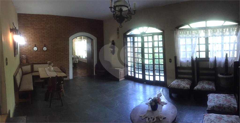 Sítio à venda com 9 quartos, sendo 4 suítes, em Remédios, Mairiporã, SP