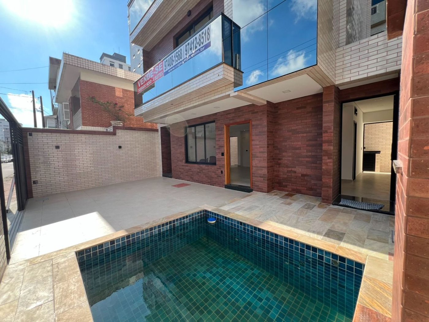 Sobrado com 4 dormitórios à venda, 234 m² por R$ 2.500.000,00 - Ponta da Praia - Santos/SP