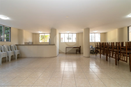 Apartamento à venda com 2 quartos em Moema, São Paulo, SP