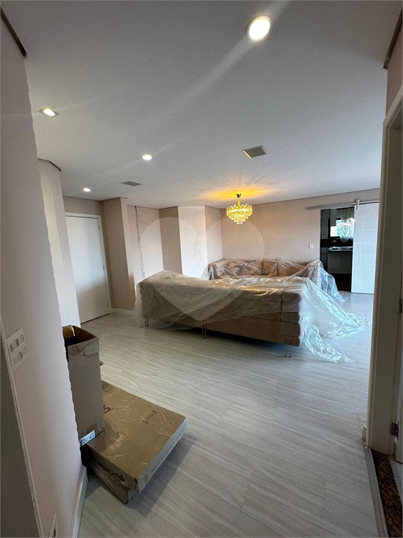 Apartamento à venda com 4 quartos, sendo 1 suíte, em Anchieta, São Bernardo do Campo, SP