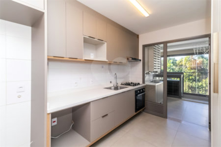 Apartamento à venda com 3 suítes em Campo Belo, São Paulo, SP