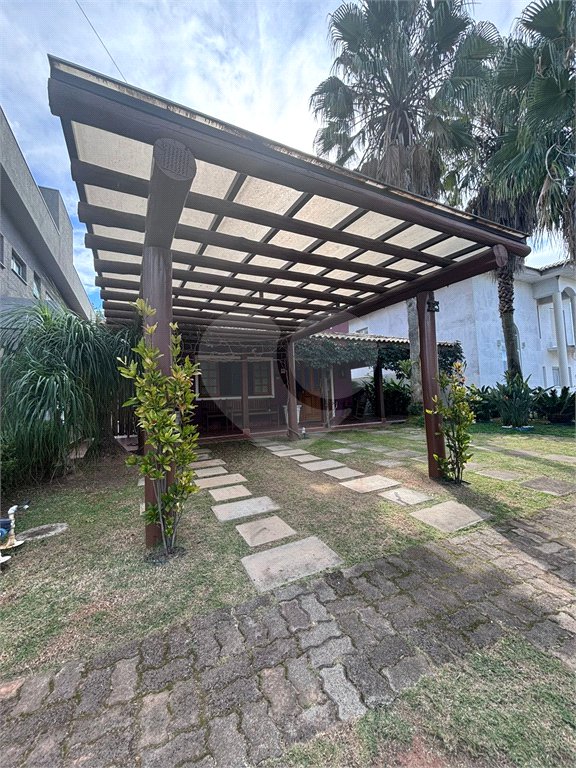 Casa à venda com 3 suítes no condomínio Atibaia Park I, Atibaia - SP