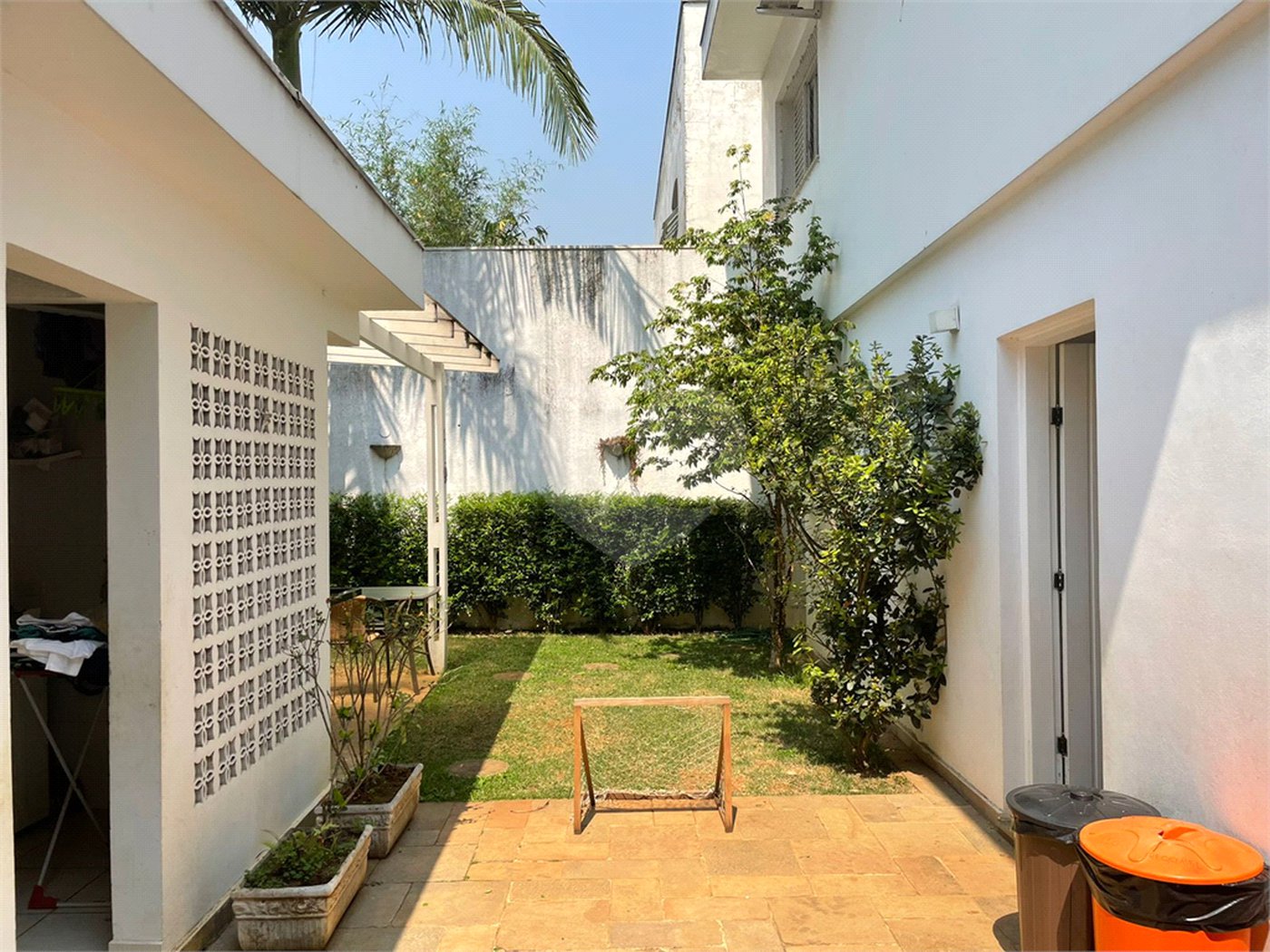 Sobrado à venda com 4 quartos, sendo 1 suíte, em Jardim Prudência, São Paulo, SP