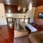 Casa à venda com 6 quartos, sendo 1 suíte, no condomínio Granja Olga I, Sorocaba - SP