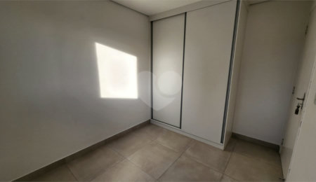 Apartamento à venda com 2 quartos em Ortizes, Valinhos, SP