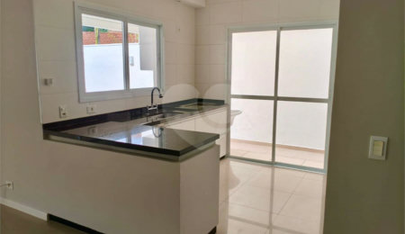 Casa à venda com 3 quartos, sendo 1 suíte,  no condomínio Residencial Rio Preto Village, Atibaia - SP