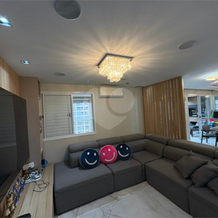 Apartamento à venda com 4 quartos, sendo 3 suítes, em Vila Augusta, Guarulhos, SP