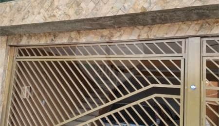 Sobrado à venda com 4 quartos no Brasilândia, São Paulo, SP