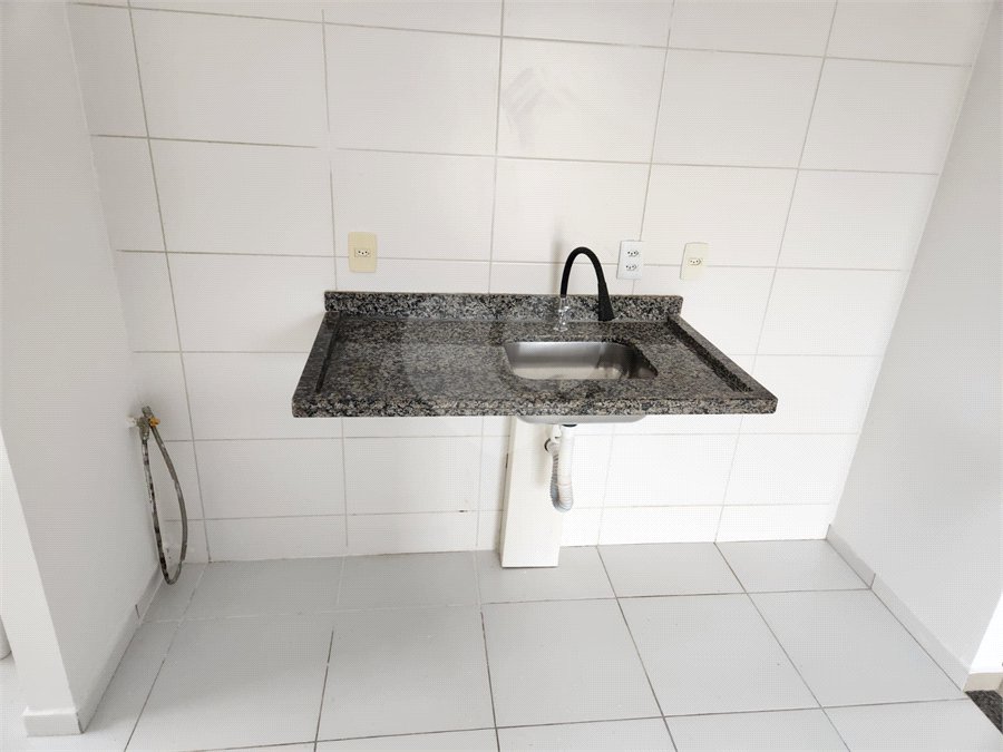 Apartamento para alugar com 2 quartos, sendo 1 suíte, em Villa DI Cesar, Mogi das Cruzes, SP