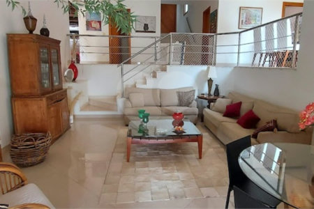 Casa à venda com 4 suítes no condomínio Osato, Atibaia - SP