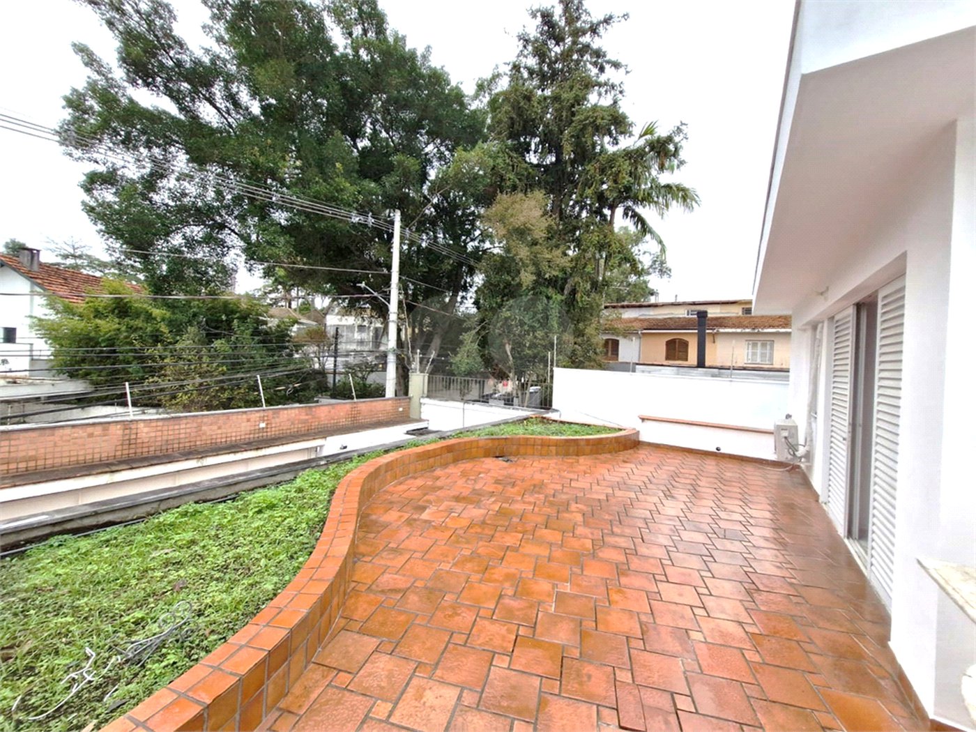 Sobrado à venda ou para alugar com 4 suítes em Granja Julieta, São Paulo, SP