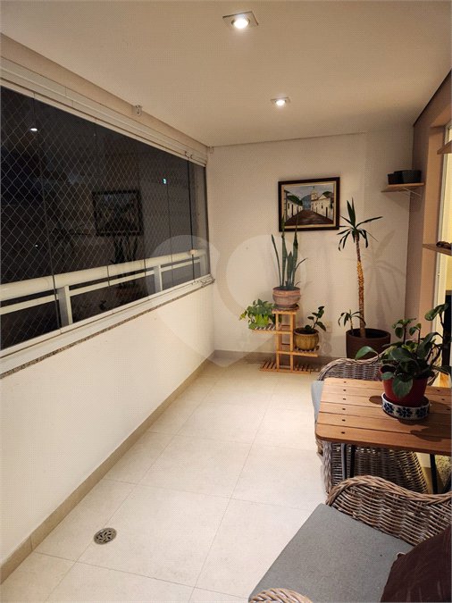 Apartamento à venda com 3 suítes em Vila Suzana, São Paulo, SP