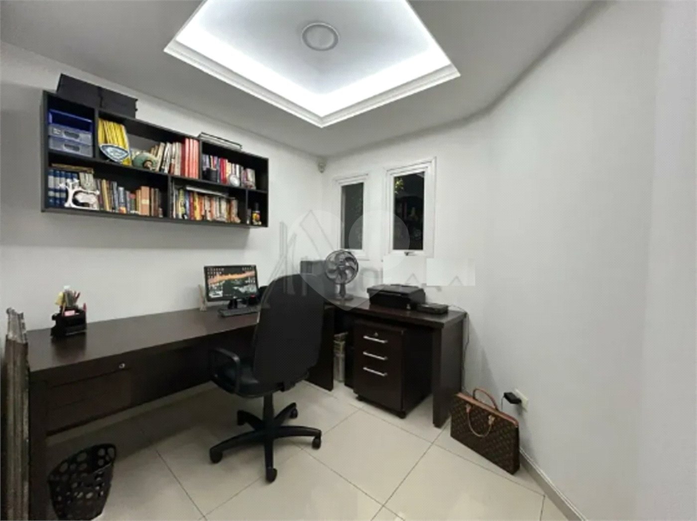 Casa à venda com 4 quartos, sendo 3 suítes, no condomínio Residencial Nova Cantareira, São Paulo - SP