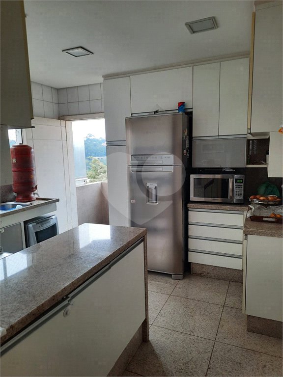 Sobrado à venda com 3 quartos, sendo 1 suíte, em Jardim Ester, São Paulo, SP
