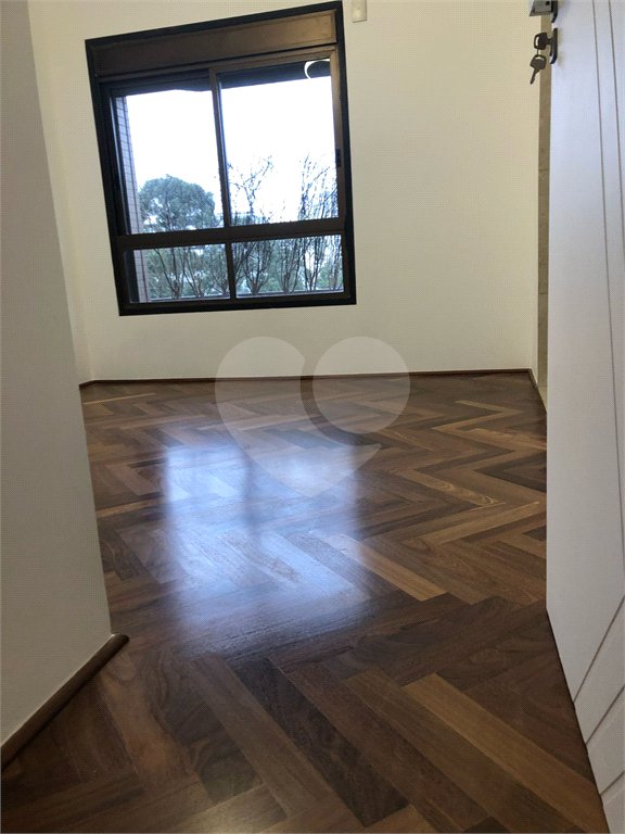 Apartamento à venda com 4 suítes em Vila Suzana, São Paulo, SP