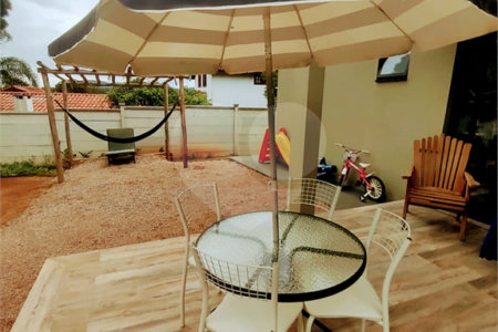 Casa à venda com 3 suítes no condomínio Chácaras do Lago, Vinhedo - SP