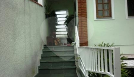 Sobrado à venda com 3 quartos, sendo 1 suíte,  em Jardim Virginia Bianca, São Paulo, SP