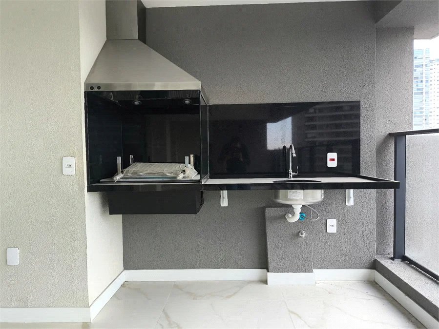 Apartamento à venda ou para alugar com 3 suítes em Água Branca, São Paulo, SP