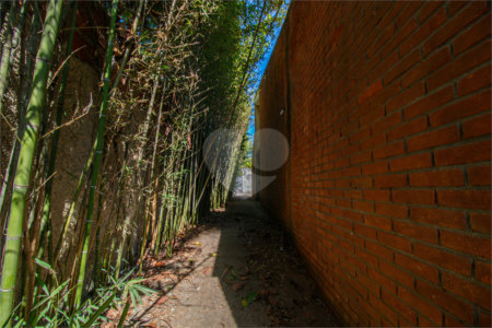 Casa Térrea à venda com 3 quartos, sendo 1 suíte, em Jardim Prudência, São Paulo, SP