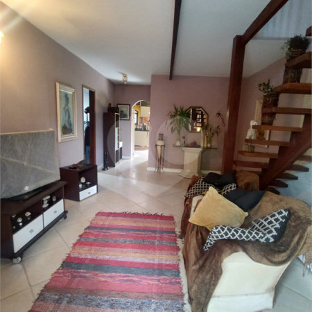 Casa à venda com 3 quartos, sendo 1 suíte, em Guaratiba, Rio de Janeiro, RJ