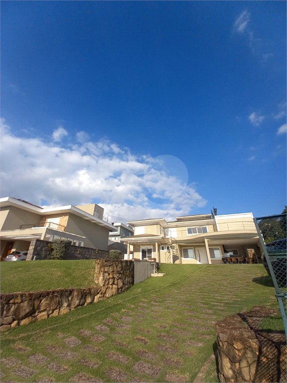 Casa à venda com 4 suítes no condomínio Alpes de Vinhedo, Vinhedo - SP