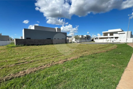 Terreno à venda no condomínio Primor das Torres, Cuiabá - MT