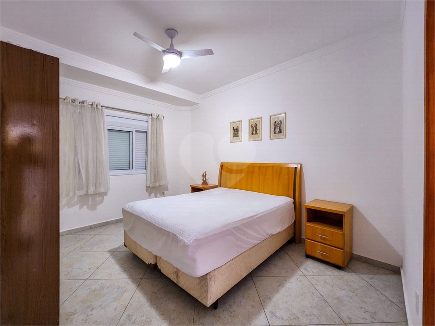 Casa à venda com 5 quartos, sendo 4 suítes, em Jardim Nova Esperança, Jacareí, SP