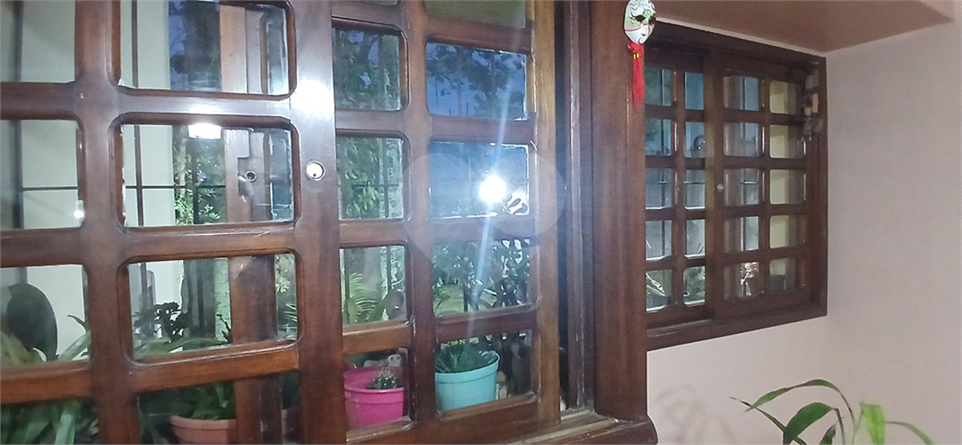 Sobrado à venda com 3 suítes em Nova Petrópolis, São Bernardo do Campo, SP