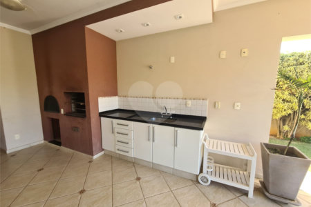 Casa à venda com 3 suítes no condomínio Vinhas da Vista Alegre - Lado Sede, Vinhedo - SP
