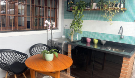 Sobrado à venda com 3 quartos, sendo 1 suíte,  em Vila Marari, São Paulo, SP