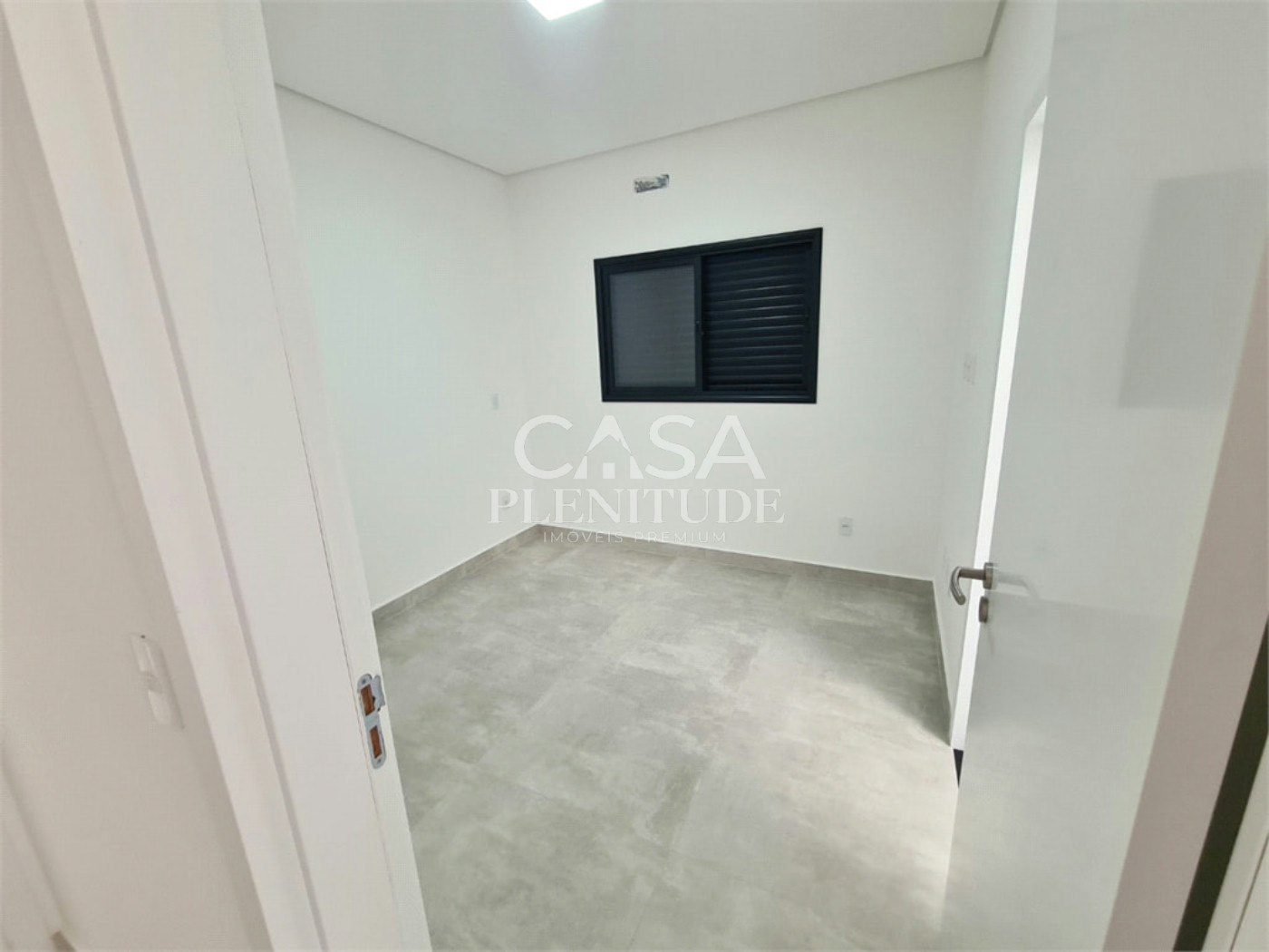 Casa em condomínio à venda com 3 suítes, em Wanel Ville, Sorocaba, SP