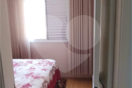 Apartamento à venda com 3 quartos em Vila Antonieta, São Paulo, SP