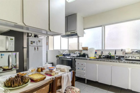 Apartamento à venda com 3 quartos, sendo 1 suíte,  em Higienópolis, São Paulo, SP