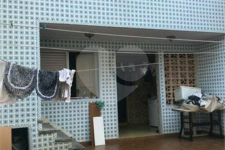 Casa à venda com 4 quartos, sendo 1 suíte, em Vila Dom Pedro I, São Paulo, SP