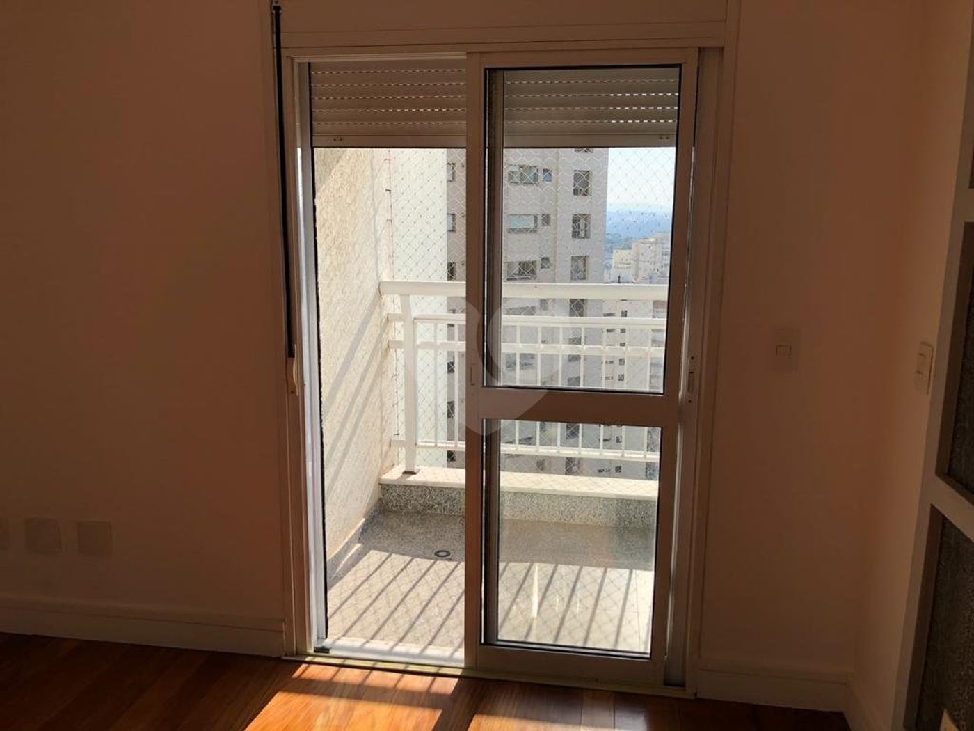 Apartamento à venda com 3 suítes em Vila Suzana, São Paulo, SP